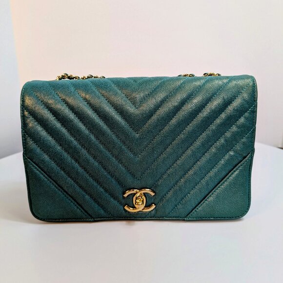 Chanel Rare Turquoise Luminescent Chevron Medium Quilted Classic Flap Bag - Picture 1 of 16